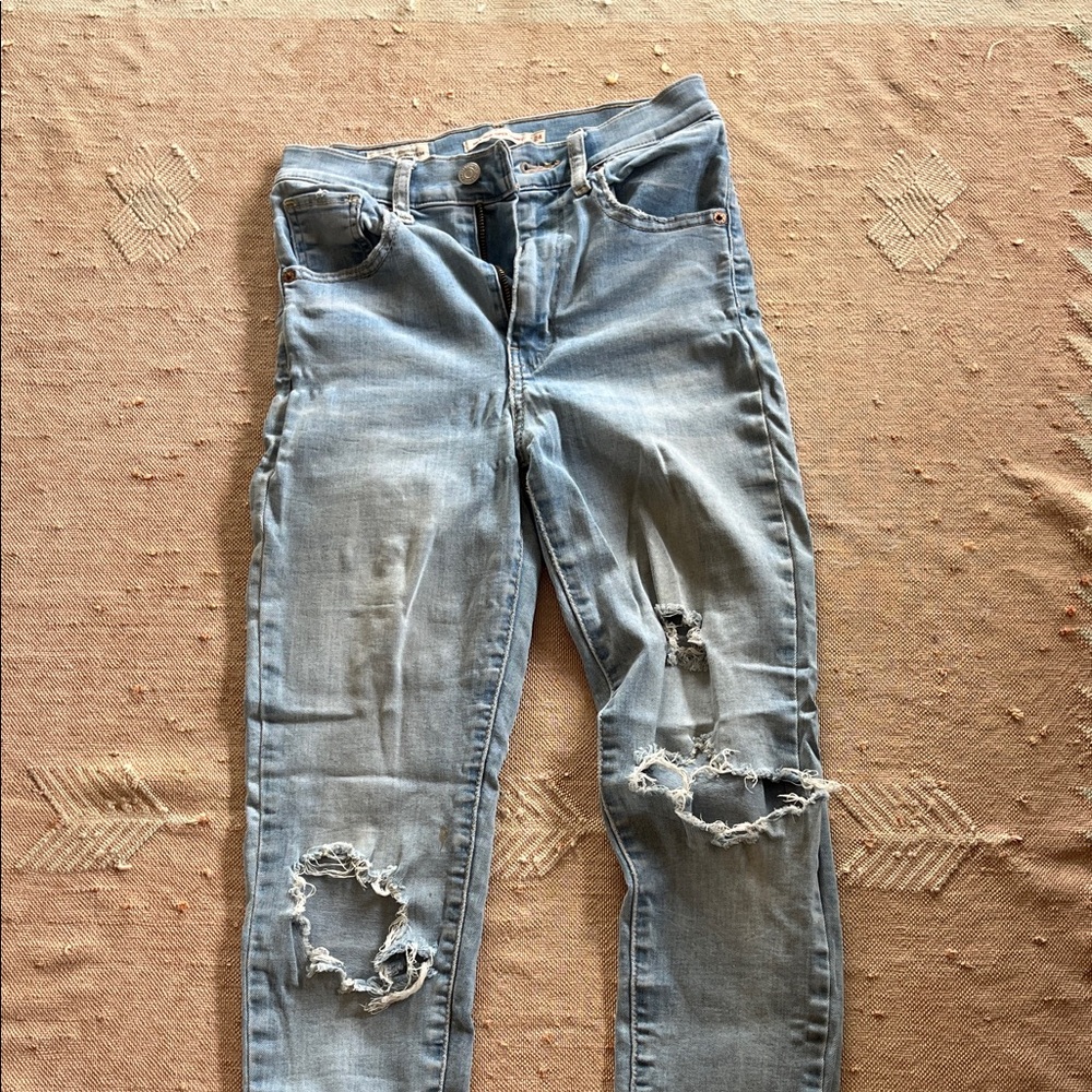 Levi's • Mile High Super Skinny Jeans • 24